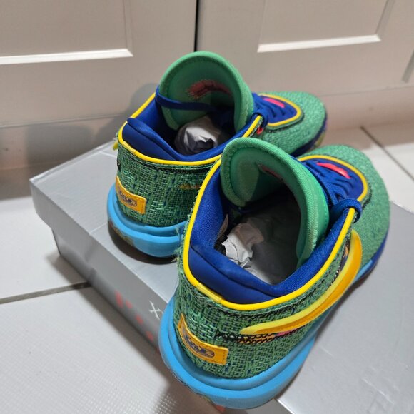 Lebron XX SE (GS) Electric Algae/University Gold. Lightly used! - Picture 9 of 16